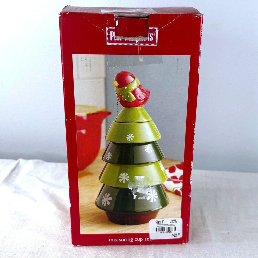 Pier 1 Christmas Tree‎ Stacking Measuring Cups Set Red Cardinal Bird Green